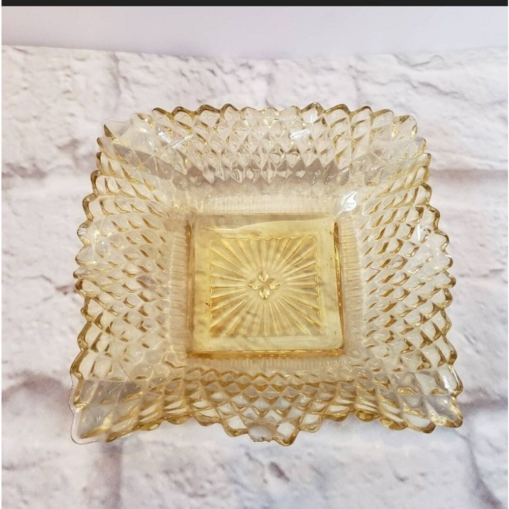VINTAGE WESTMORELAND Yellow Hobnail Depression Glass Ashtray Trinket Dish